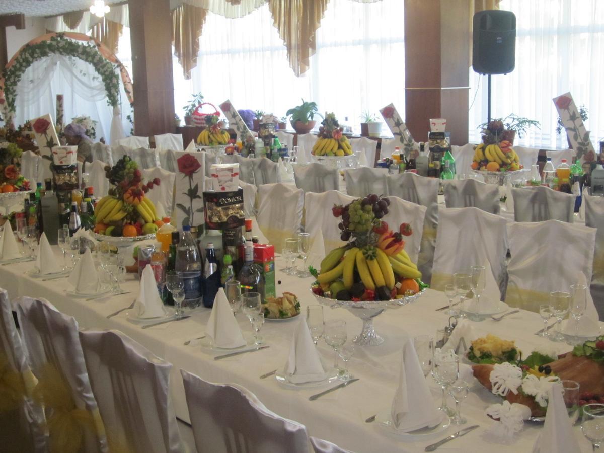 Hotel Prietenia Bender Ngoại thất bức ảnh