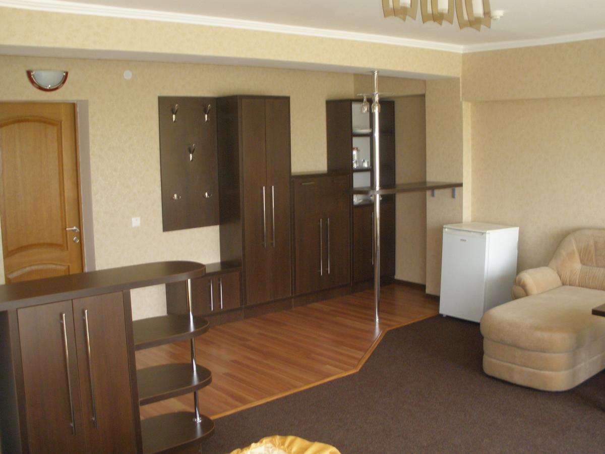 Hotel Prietenia Bender Phòng bức ảnh