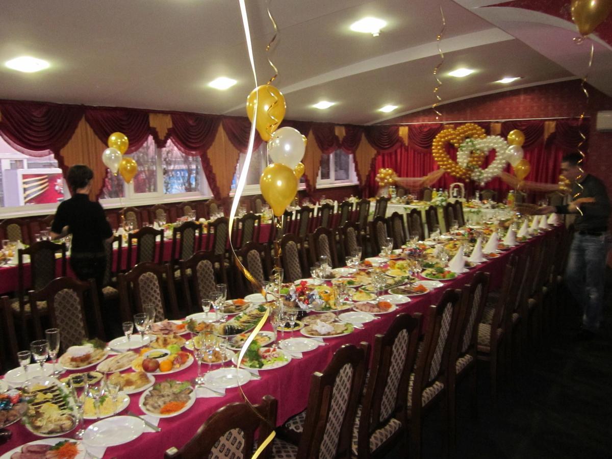 Hotel Prietenia Bender Ngoại thất bức ảnh