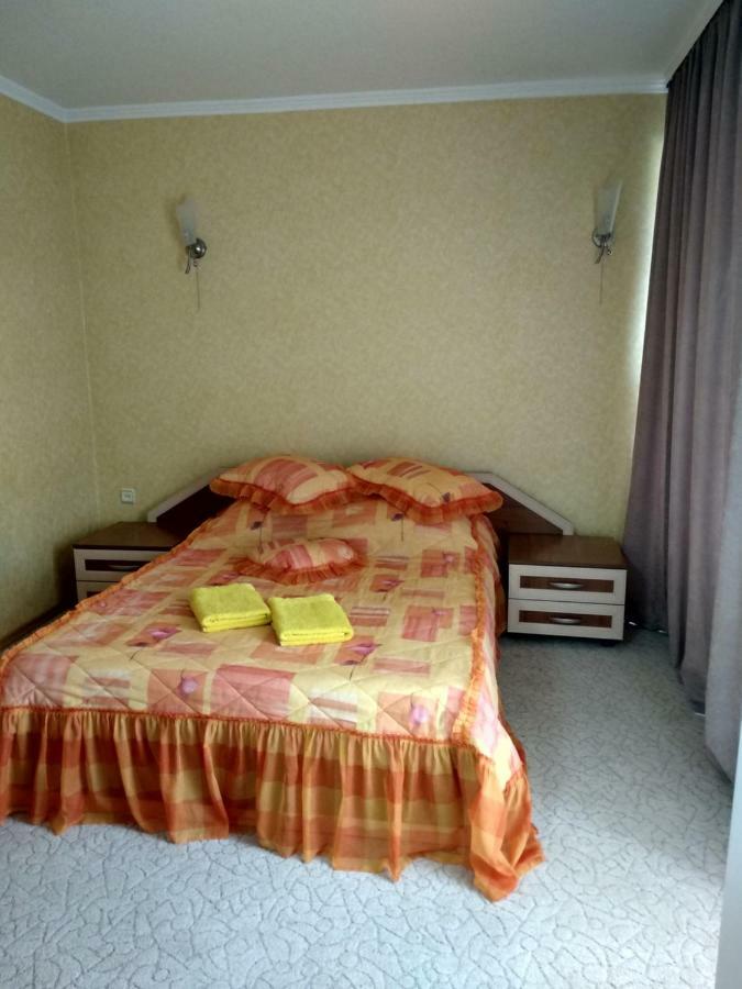 Hotel Prietenia Bender Ngoại thất bức ảnh
